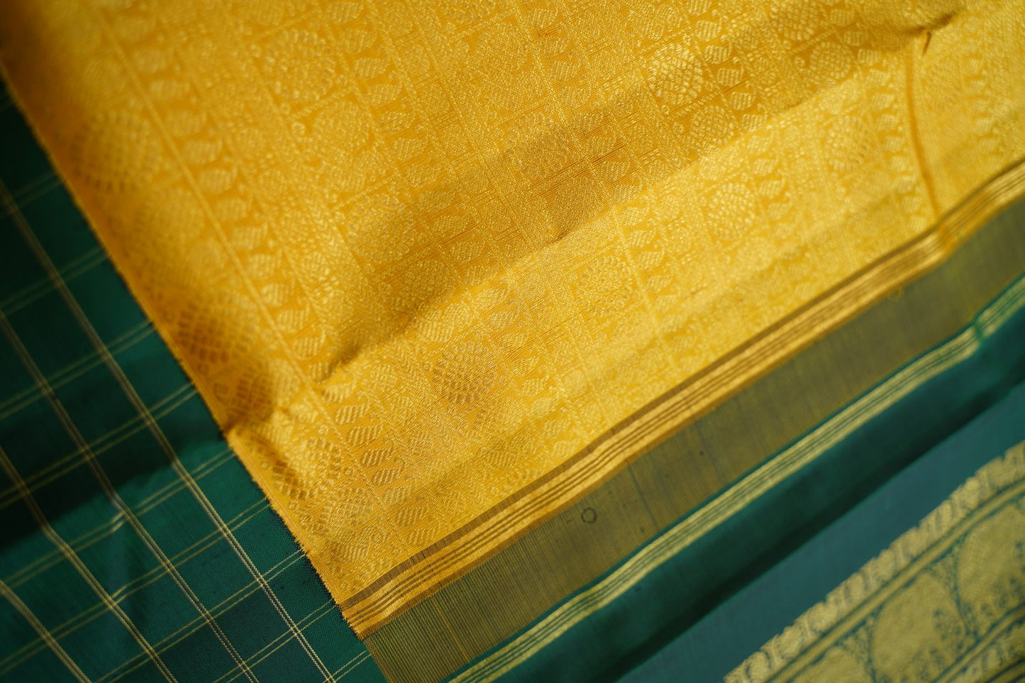 Yellow Varisaipet Pure 4gm Gold  Kanchi Silk Saree With Ganga jamuna Border  PC10748