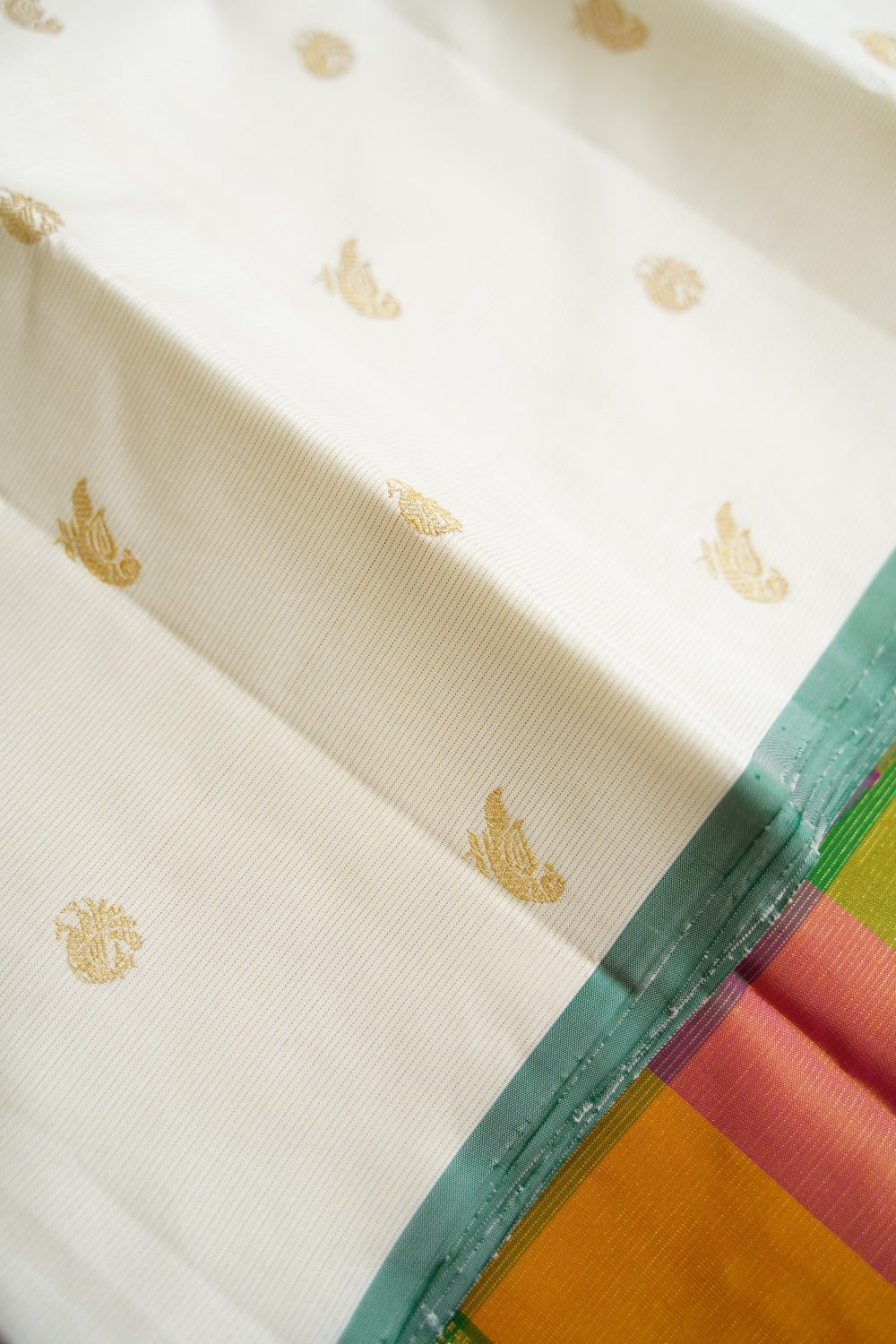 Pure Kanchi Vairaoosi Silk Saree PC17197