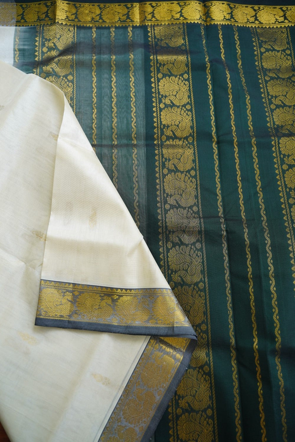 White  Kanchi  Silk Cotton Saree With Zari Border PC10741