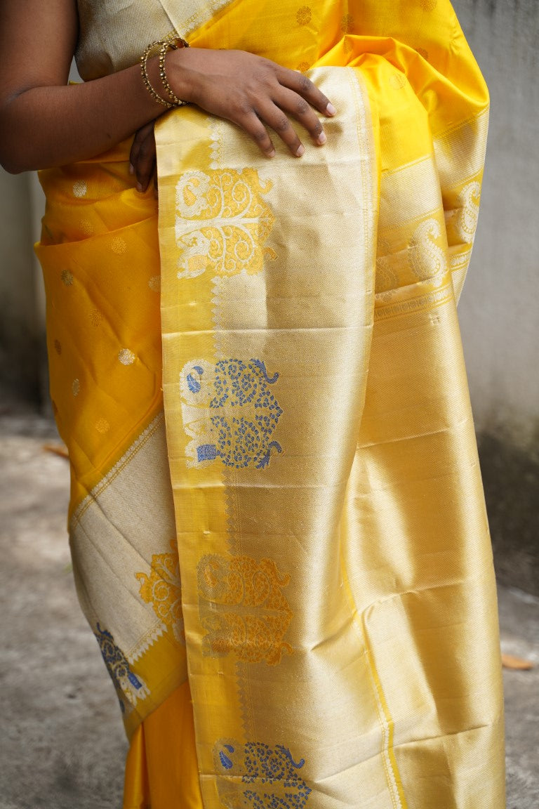 Banana Yellow Gadwal Silk Saree with Big border PC1606